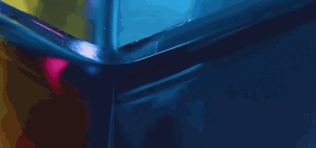 誰說玻璃磚過時了?人家不僅藝術感超強還能隔音