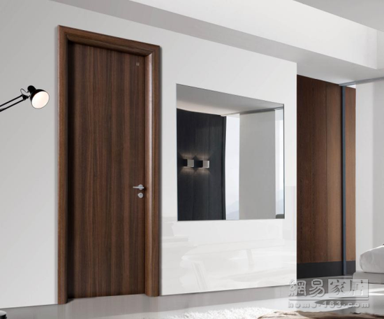 火災(zāi)時這種門竟能救命？“防火家具”or“阻燃家具”