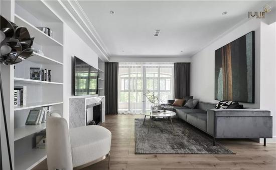 客廳和陽臺之間一定要裝門？ 那已經(jīng)過時了