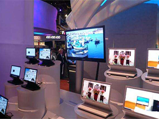 面板業(yè)迎利好仍不可盲目樂(lè)觀(guān) 顯示器行業(yè)未來(lái)何去何從?